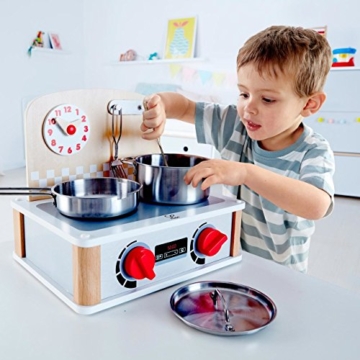 Hape 2-in-1 Küchen- & Grill-Set von Hape| Fantasiespiel Realistisches Rollenspiel Küchenset für Kinder - 4